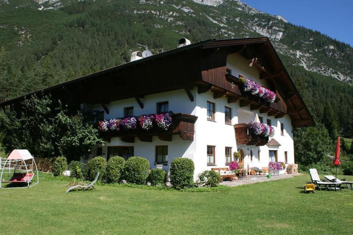 Ruadlhof Villa Leutasch Buitenkant foto